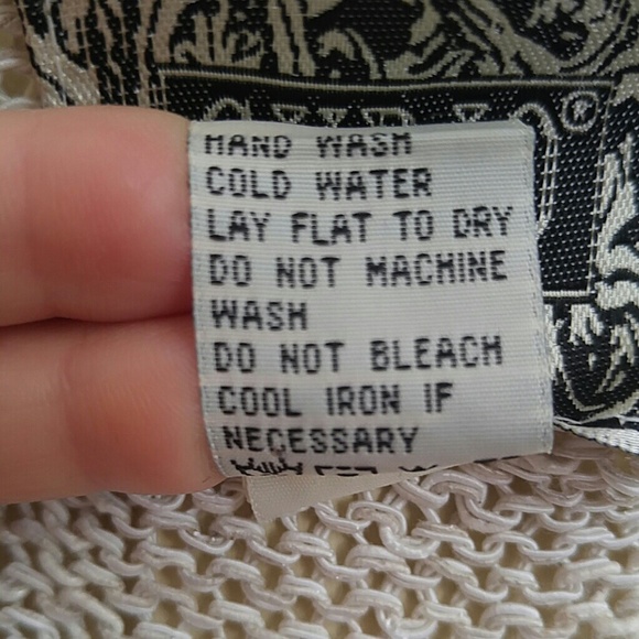 Curio Taupe Sleevless Knit Sweater Top - Picture 4 of 8